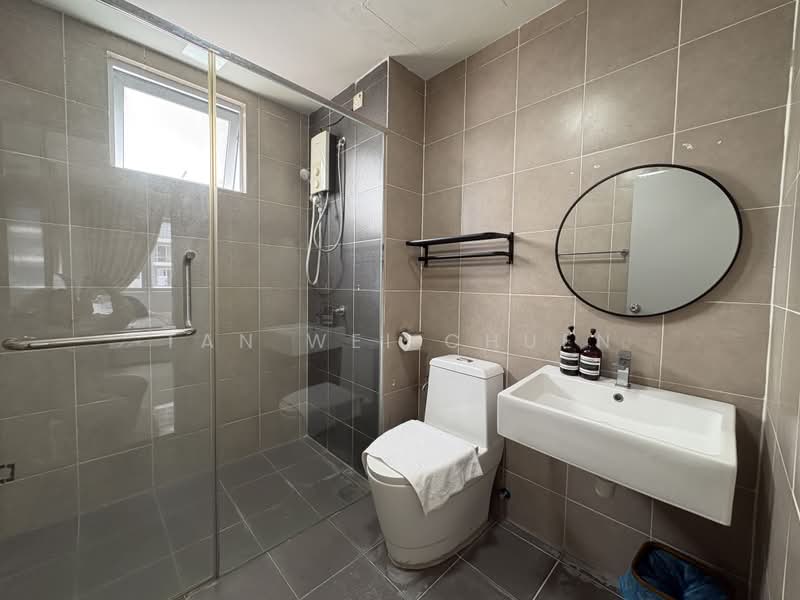 Kondominium untuk Disewa di Aurora Residence @ Lake Side City - Tan Wei Chuen - Bathroom - PropertyGuru.com.my