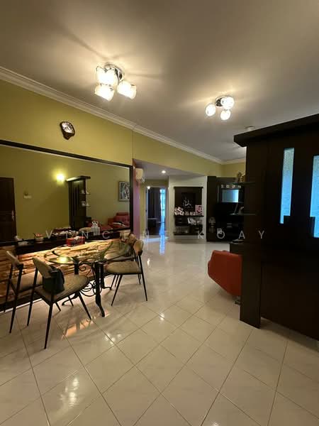 Kondominium untuk Dijual di Leader Garden - Vincent Koay - Living Room - PropertyGuru.com.my