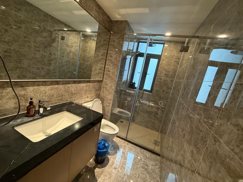 Kondominium untuk Dijual di R&F Princess Cove Phase 2-Seine Region - Jing Tang - Bathroom - PropertyGuru.com.my