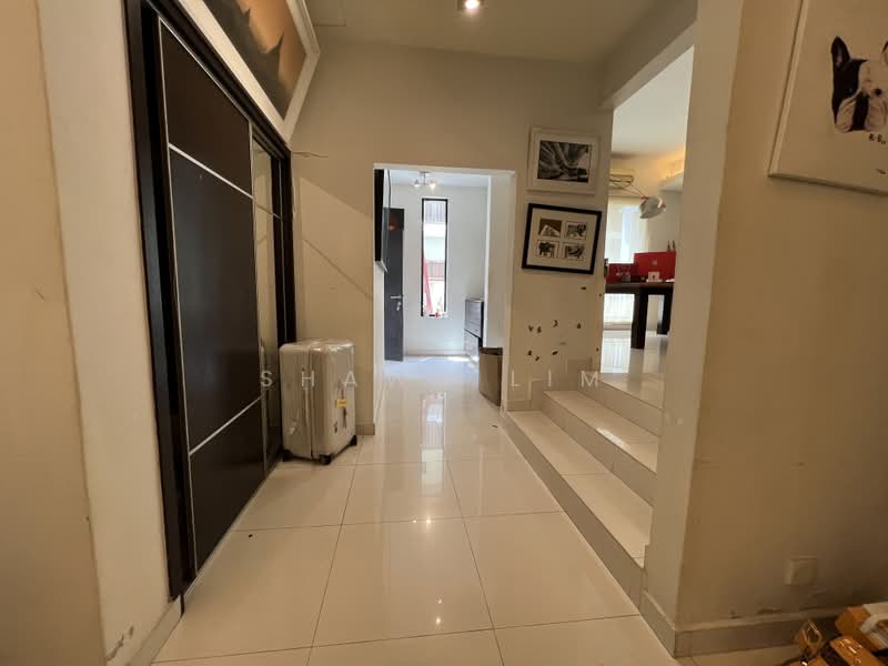 Rumah Berkembar untuk Dijual di Bukit Damansara (Damansara Heights) - Shawn Lim - Entrance - PropertyGuru.com.my