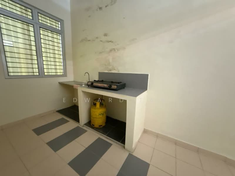 2-storey Terraced House for Rent in Taman Setia Indah (Tebrau) - Edward Tan - Kitchen - PropertyGuru.com.my