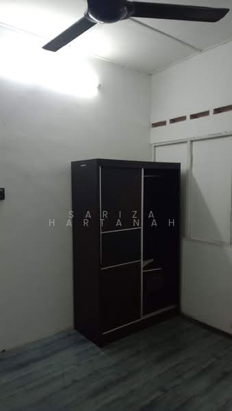 1-storey Terraced House for Sale in Taman Sri Andalas (Klang) - Sariza Hartanah - Bedroom - PropertyGuru.com.my