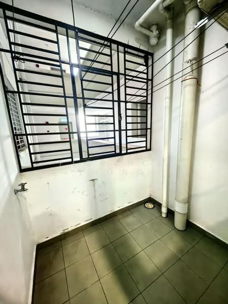 Servis Apartment untuk Disewa di Seasons Amara Larkin - Florence Thong - Balcony - PropertyGuru.com.my