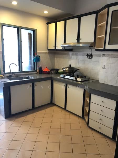 Kondominium untuk Disewa di Vista Komanwel A - Jeno Poon - Kitchen - PropertyGuru.com.my
