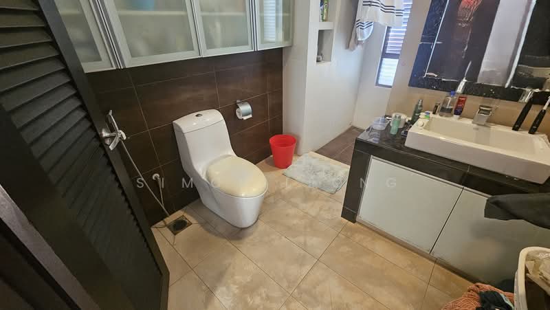 Rumah Teres 2 Tingkat untuk Dijual di Bukit Jelutong (Shah Alam) - Simon Leong - Bathroom - PropertyGuru.com.my