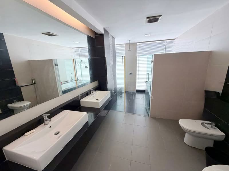 Rumah Banglo untuk Dijual di Bandar Parklands (Klang) - Sean Chia - Bathroom - PropertyGuru.com.my