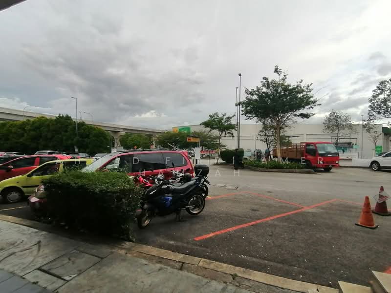 Office for Rent in Bandar Putra Permai (Seri Kembangan) - Ahmad Fikri Amer Hamzah - PropertyGuru.com.my