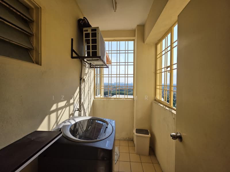 Apartment for Sale at Pangsapuri Sri Cempaka - Izzat Zamros - Balcony - PropertyGuru.com.my