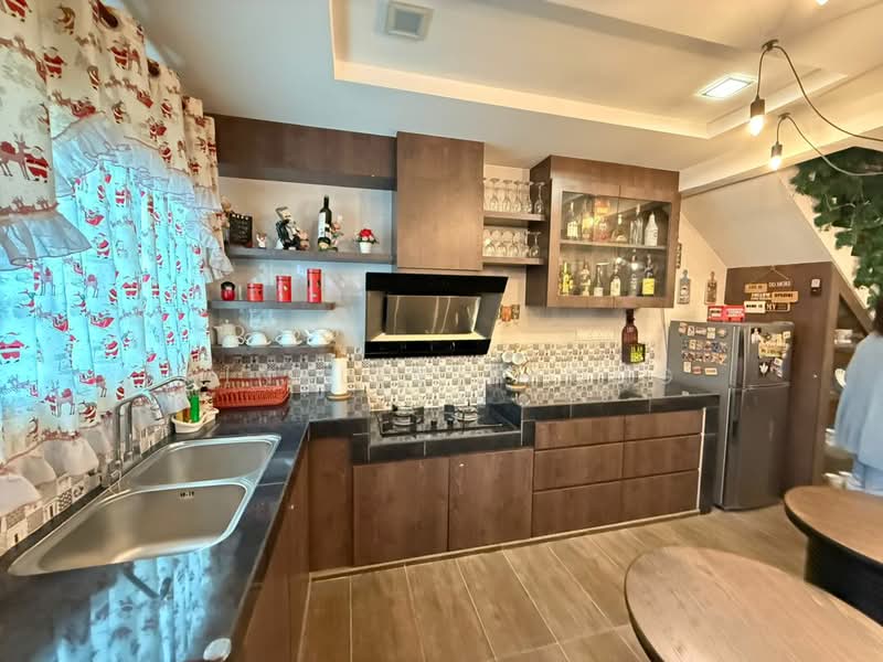 Rumah Teres 1 Tingkat untuk Disewa di Taman Pasir Puteh Selatan (Ipoh) - Ainsley Thong - Kitchen - PropertyGuru.com.my