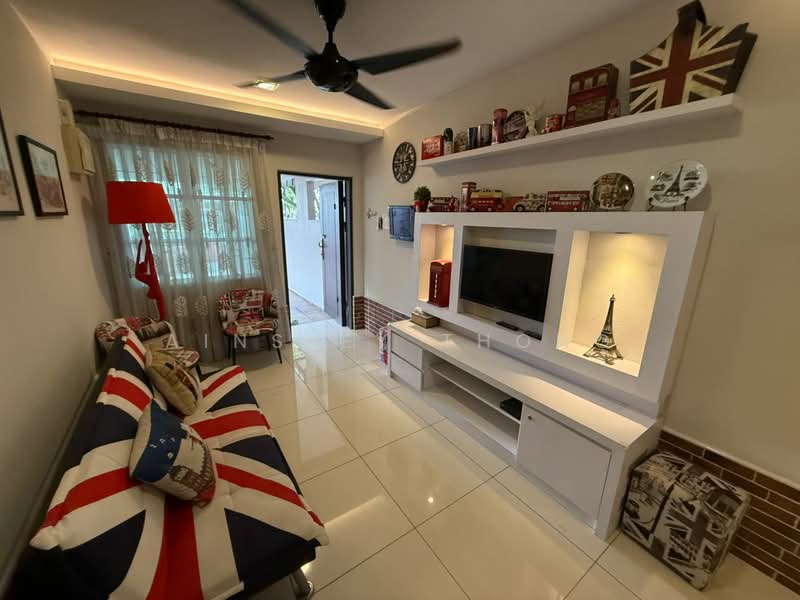 Rumah Teres 1 Tingkat untuk Disewa di Taman Pasir Puteh Selatan (Ipoh) - Ainsley Thong - Living Room - PropertyGuru.com.my