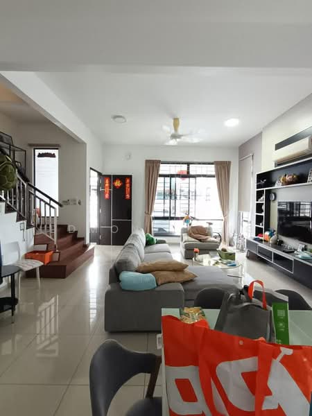 Rumah Kluster untuk Disewa di Bukit Indah (Iskandar Puteri (Nusajaya)) - Edmond Tang - Living Room - PropertyGuru.com.my