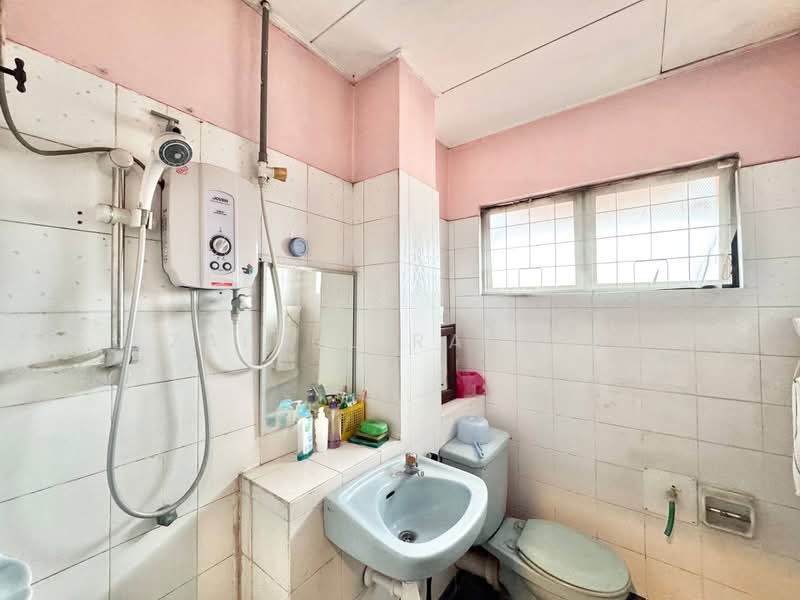 Rumah Teres 2 Tingkat untuk Dijual di Usj 11 (Subang Jaya) - Zainul Rashid - PropertyGuru.com.my