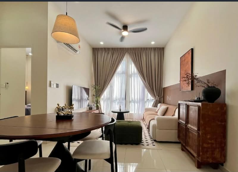 Rumah Berkembar untuk Dijual di Taman Pelangi (Johor Bahru) - Crystal Tan - Living Room - PropertyGuru.com.my