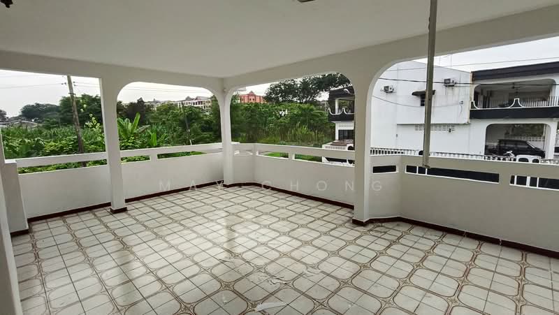 Rumah Teres 2 Tingkat untuk Dijual di Kulai Besar (Kulai) - May Chong - Balcony - PropertyGuru.com.my