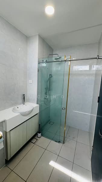 Service Residence for Sale at Setia Sky 88 - Yucong . - Bathroom - PropertyGuru.com.my