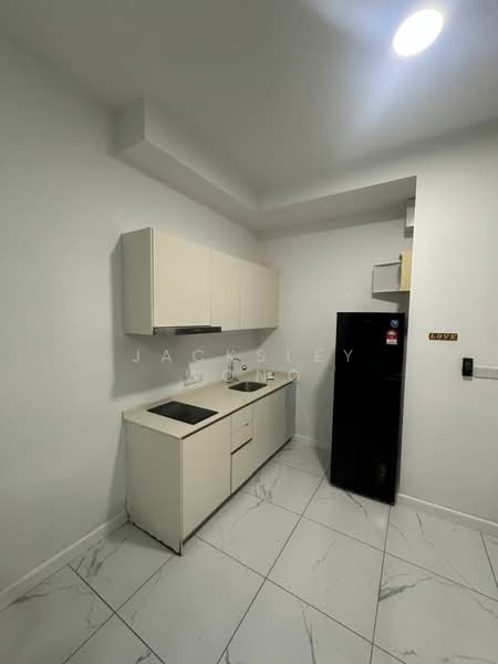 Servis Apartment untuk Disewa di Cubic Botanical - Jacksley Wong - Kitchen - PropertyGuru.com.my