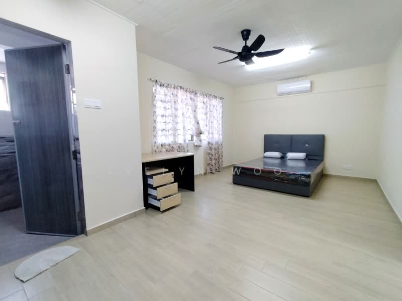 Rumah Teres untuk Disewa di Seksyen 17 (Petaling Jaya) - Evelyn Woo - Bedroom - PropertyGuru.com.my