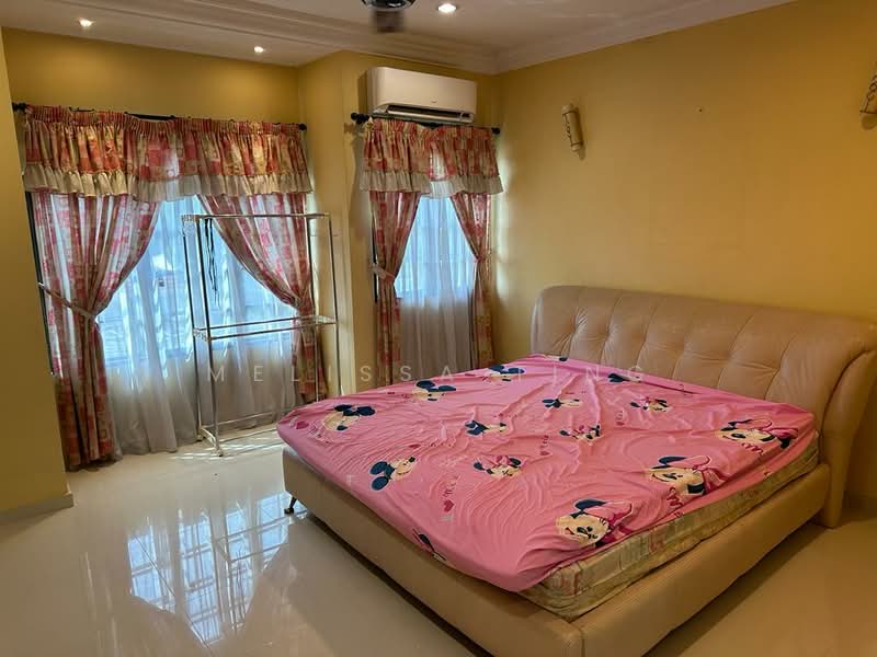 Rumah Teres 2 Tingkat untuk Disewa di Taman Wawasan (Puchong) - Melissa Ting - Bedroom - PropertyGuru.com.my