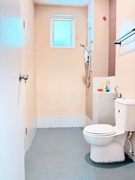 Service Residence for Rent at Centra Residences - Wong Shau Wei - PropertyGuru.com.my
