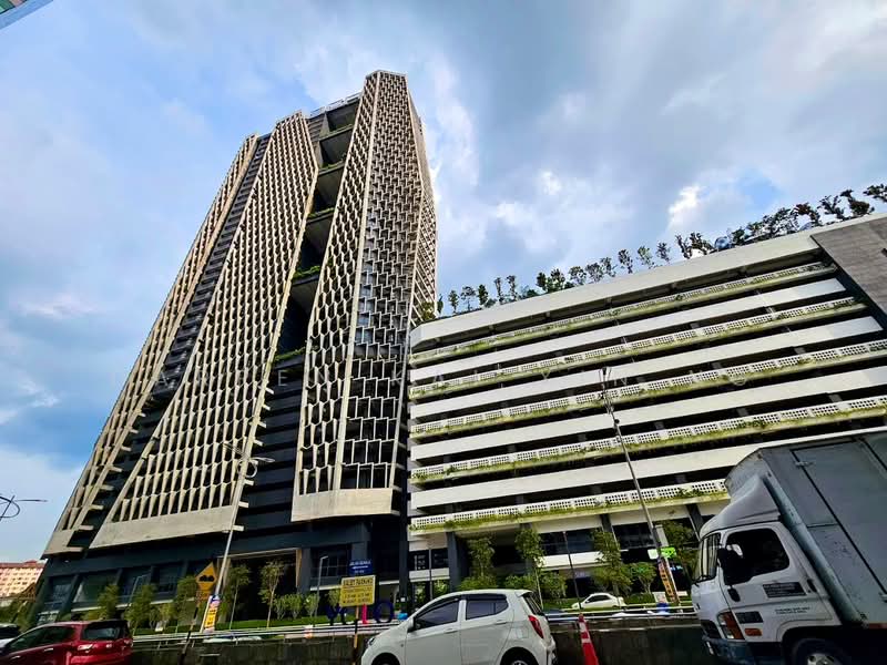Service Residence for Sale at YOLO Signature Suites - Darren Kai Xin Ng - PropertyGuru.com.my