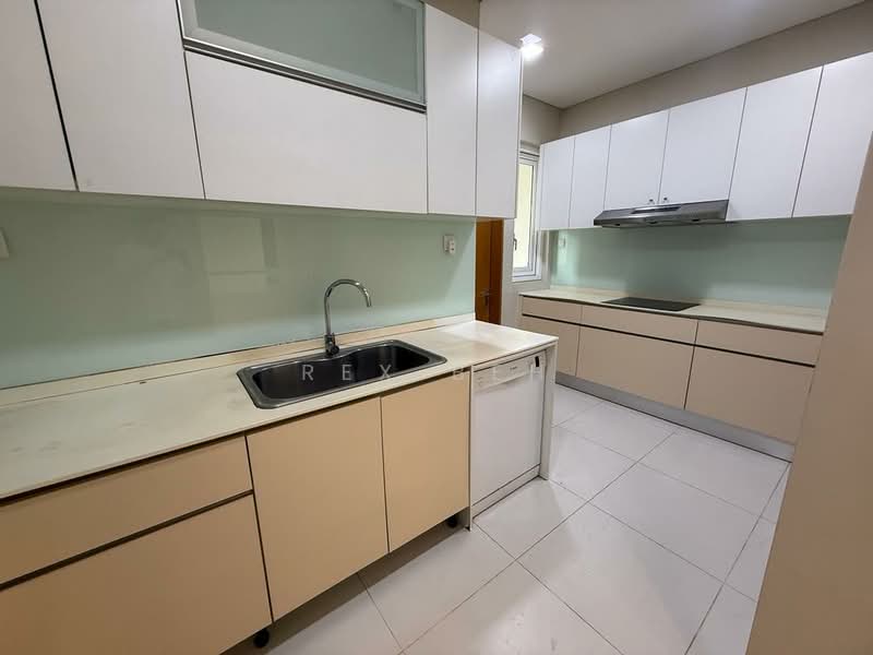 Condominium for Sale at Nobleton Crest - Rex Beh - Kitchen - PropertyGuru.com.my