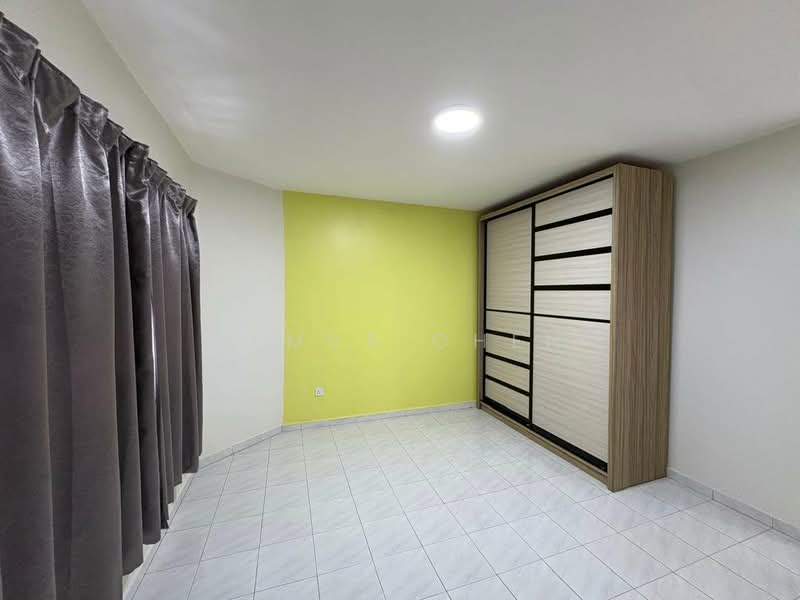 Kondominium untuk Dijual di Kenanga Point - Remus Chen - Bedroom - PropertyGuru.com.my