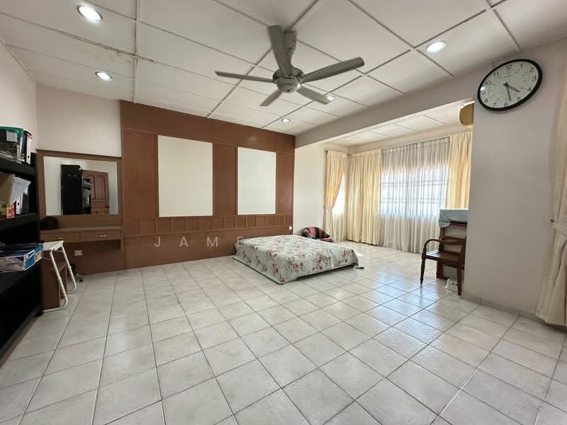 Rumah Berkembar untuk Dijual di Bandar Bukit Tinggi 2 (Klang) - James Teoh - Bedroom - PropertyGuru.com.my