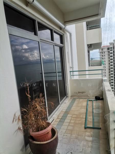 Condominium for Sale at Diamond Villa Condominium - Vivien Chew - Balcony - PropertyGuru.com.my