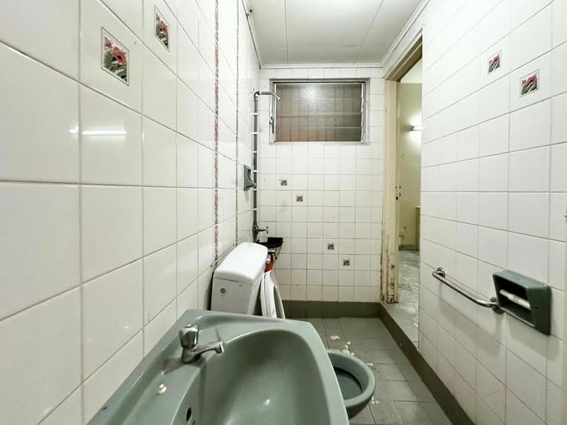 2-storey Terraced House for Sale in Setiawangsa (Kuala Lumpur) - Zainul Rashid - Bathroom - PropertyGuru.com.my