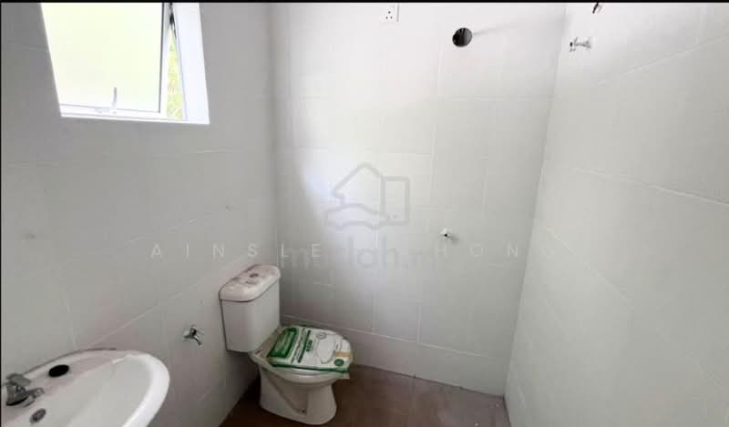 Rumah Teres 1 Tingkat untuk Dijual di Ipoh (Perak) - Ainsley Thong - Bathroom - PropertyGuru.com.my