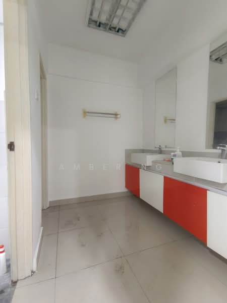 Commercial Semi-D for Rent in Seksyen 51 (Petaling Jaya) - Amber Ng - Bathroom - PropertyGuru.com.my