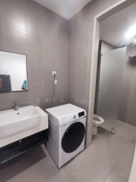 Servis Apartment untuk Disewa di YOLO Signature Suites - Eric Lim - Bathroom - PropertyGuru.com.my