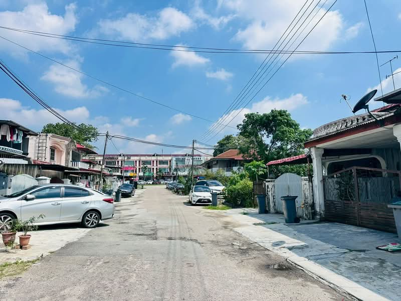 Rumah Teres 2 Tingkat untuk Dijual di Taman Mutiara Rini (Skudai) - Kun Chai - Exterior - PropertyGuru.com.my