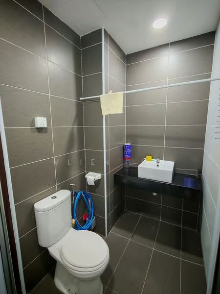 Service Residence for Sale at KSL Residence @ Daya - Vlien Lua - PropertyGuru.com.my