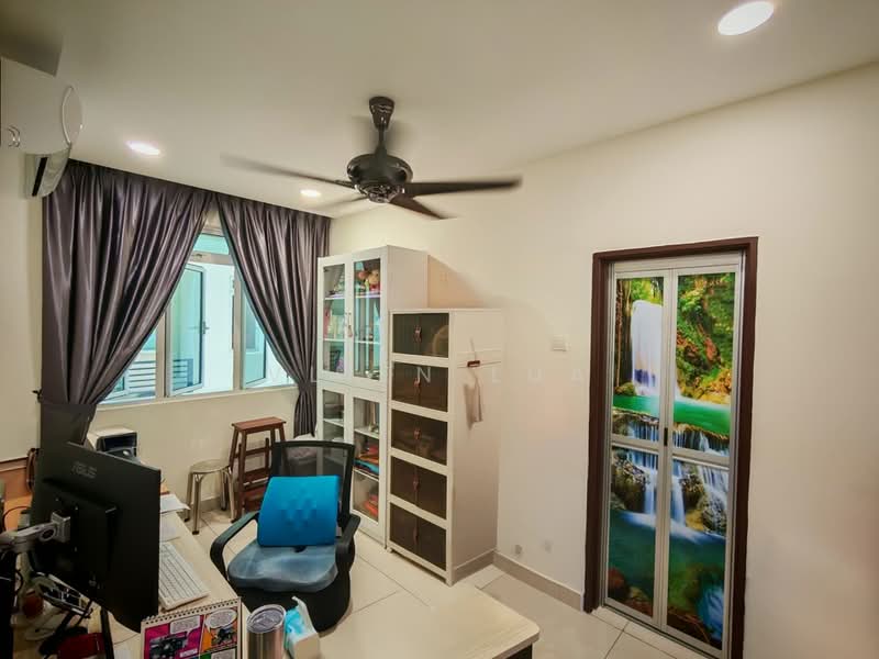 Service Residence for Sale at KSL Residence @ Daya - Vlien Lua - PropertyGuru.com.my