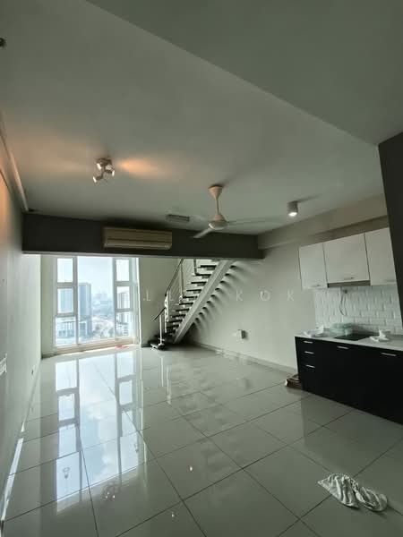 Servis Apartment untuk Disewa di The Scott Garden SOHO - Kelly Kok - Living Room - PropertyGuru.com.my