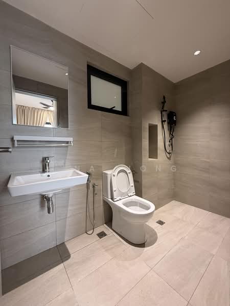 Servis Apartment untuk Disewa di Skyline KL - Gina Tiong - Bathroom - PropertyGuru.com.my