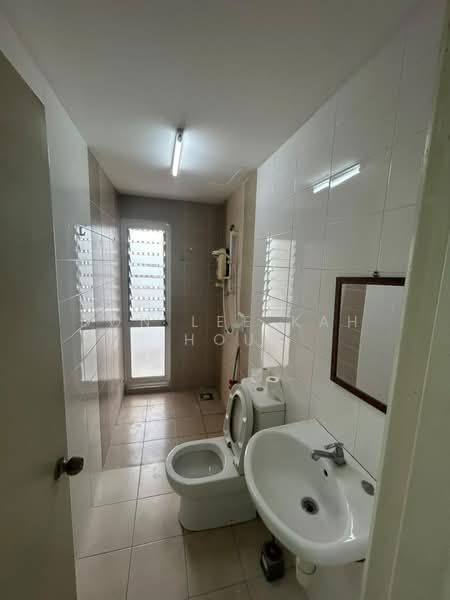 Kondominium untuk Disewa di The Zest @ Kinrara 9 - Don Lee Kah Hou - PropertyGuru.com.my