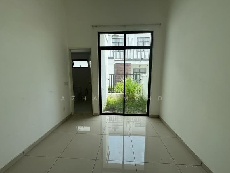 Rumah Teres 2-Tingkat untuk Dijual di Eco Grandeur (Puncak Alam) - Azhar Mohd - Interior - PropertyGuru.com.my