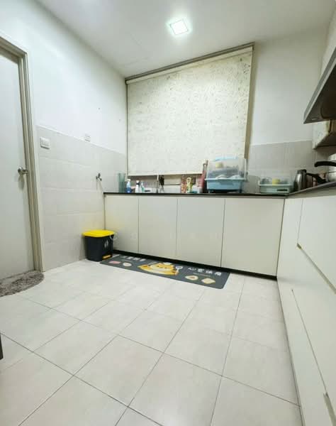 Pangsapuri untuk Dijual di Bayu Puteri 3 - CS Tan - Kitchen - PropertyGuru.com.my