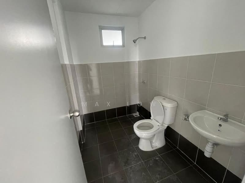 Apartment for Rent at Sri Suria Apartment - Max Low - PropertyGuru.com.my