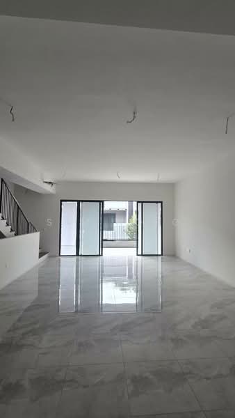Rumah Teres untuk Dijual di Taman Melawati (Ulu Kelang) - Sam Wong - Living Room - PropertyGuru.com.my