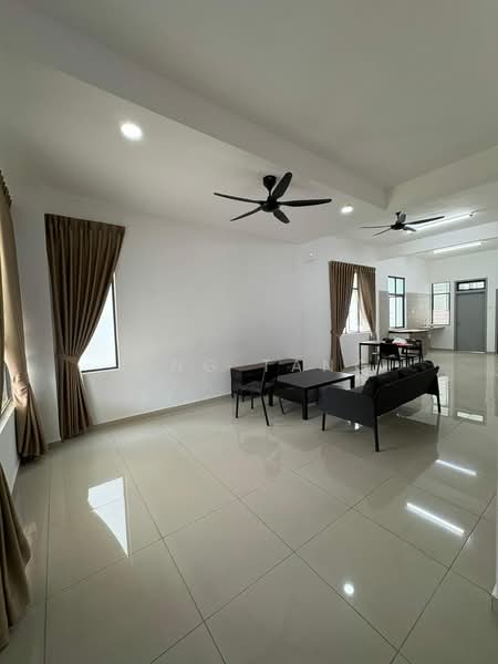 Terraced House for Rent in Kampung Sentosa Barat (Pasir Gudang) - Jing Tang - Living Room - PropertyGuru.com.my