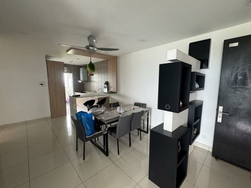 Condominium for Rent at Aurora Residence @ Lake Side City - Camie Hoo - Dining Room - PropertyGuru.com.my