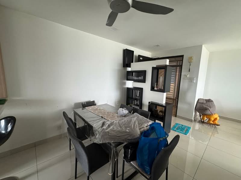 Condominium for Rent at Aurora Residence @ Lake Side City - Camie Hoo - Dining Room - PropertyGuru.com.my