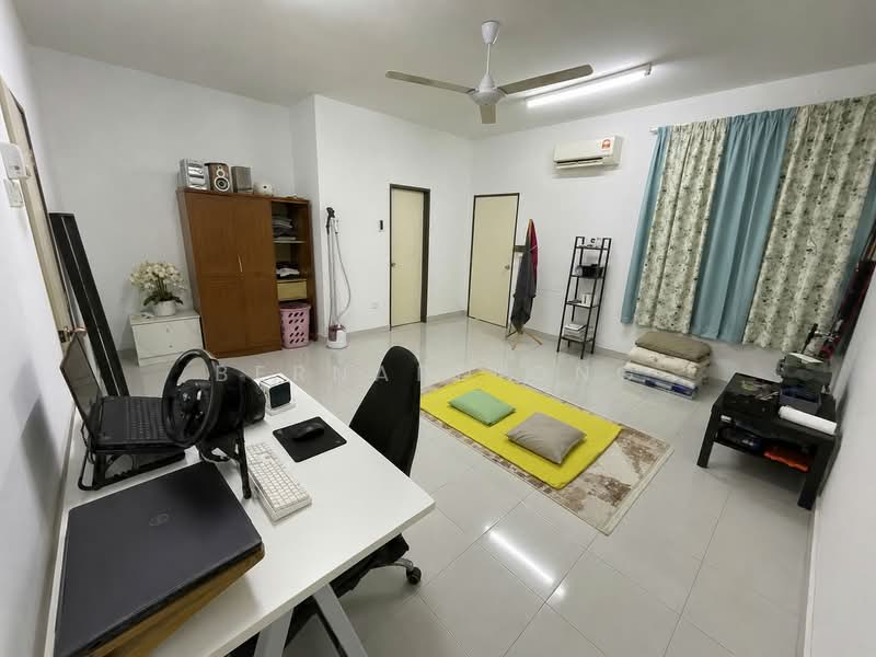 Rumah Teres 2-Tingkat untuk Dijual di Saujana Rawang (Rawang) - Bernard Ong - Study - PropertyGuru.com.my