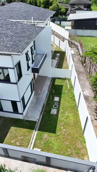 Rumah Berkembar untuk Dijual di Stampin (Kuching) - Sherene Kok - Exterior - PropertyGuru.com.my