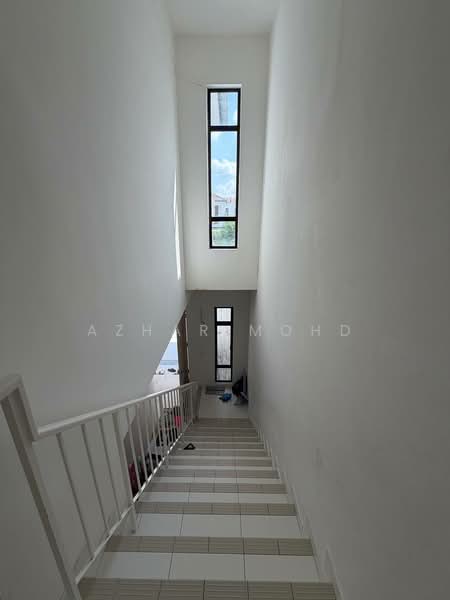 Rumah Teres 2-Tingkat untuk Dijual di Eco Grandeur (Puncak Alam) - Azhar Mohd - Interior - PropertyGuru.com.my