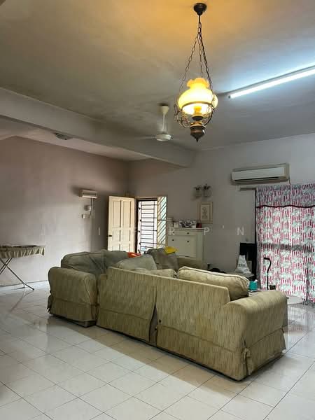 2-storey Terraced House for Sale in Kampung Batu Belah (Klang) - Jeniffer P'ng - Living Room - PropertyGuru.com.my