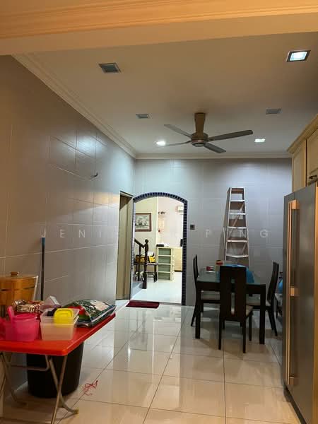 2-storey Terraced House for Sale in Kampung Batu Belah (Klang) - Jeniffer P'ng - Dining Room - PropertyGuru.com.my